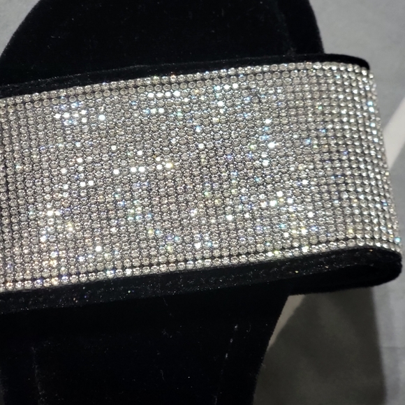 Victoria secret sparkly Bridal slippers - Picture 4 of 7